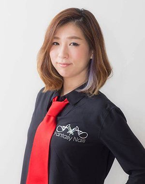 村井麻里子